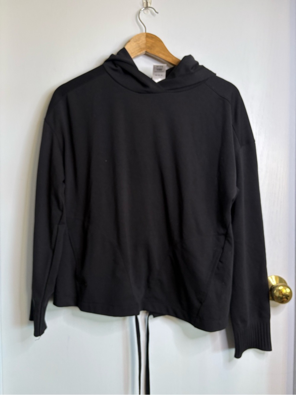 Avia Women's Sz S Black Pullover Hoodie Split Tie Back Athleisure Cropped Cozy
